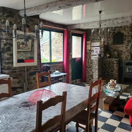 Charme Et Fraicheur Dans Le Bellevue Nohèdes