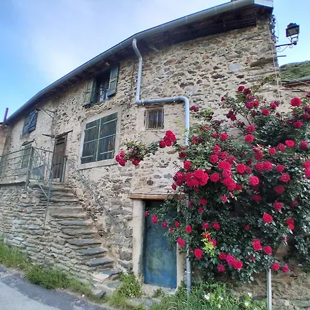 Randonnees Et Sejour Nature Dans Les Pyrenees *